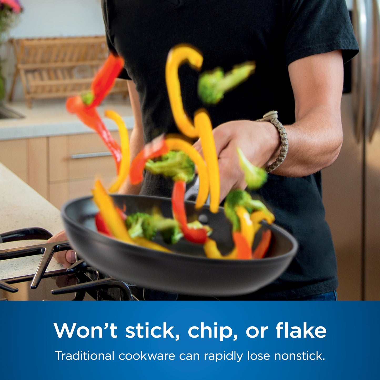 Ninja Cookware, Ninja NeverStick Professional, 16-Piece Pots and Pans Set, Non Stick Frying Pans, Kitchen Essentials, Stock Pot, Sauce Pan, Glass Lids, Saute Pan, All Stovetops, Black, C39900